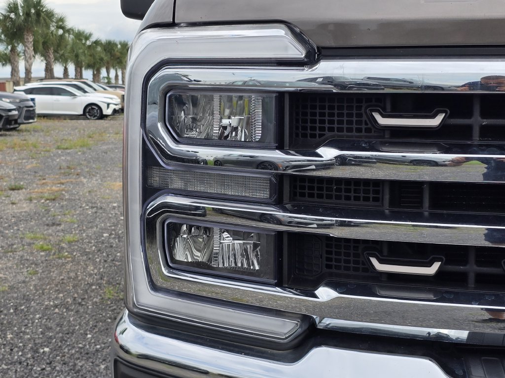 Used 2023 Ford F250 King Ranch w/ Chrome Package AWD/4WD image 10