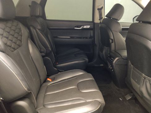 Used 2021 Hyundai Palisade Limited FWD image 19