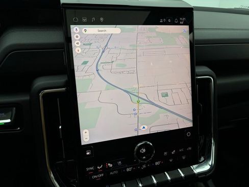 New 2026 GMC Yukon Denali w/ Sun & Power Step Package image 29