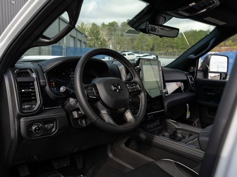 New 2026 RAM 2500 Limited image 23