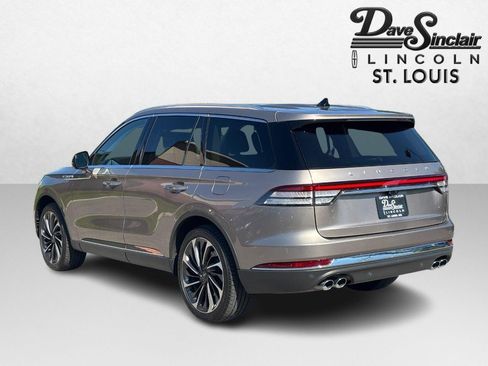 Certified 2021 Lincoln Aviator Reserve w/ Equipment Group 201A AWD/4WD image 5