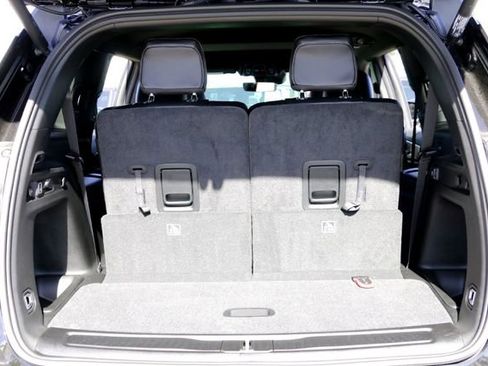 New 2025 Jeep Grand Cherokee L Altitude image 23