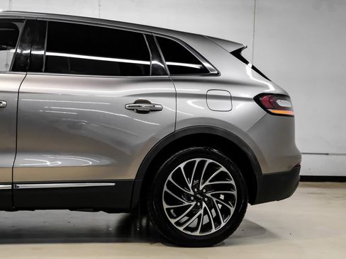 Used 2019 Lincoln Nautilus Reserve image 22