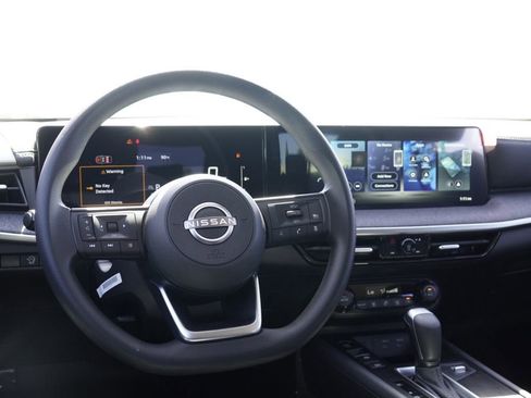 New 2026 Nissan Kicks SV image 23