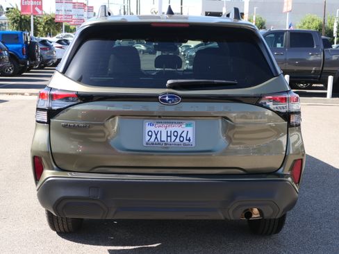 Certified 2026 Subaru Forester Premium AWD/4WD image 4