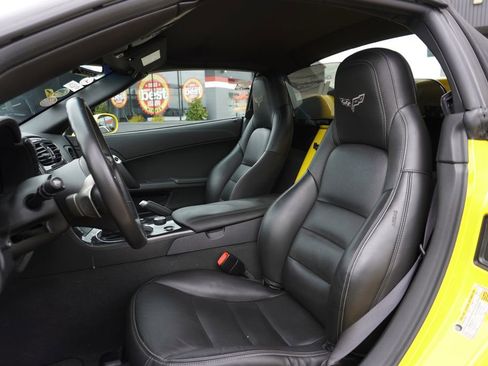 Used 2011 Chevrolet Corvette Grand Sport w/ Preferred Equipment Group image 2