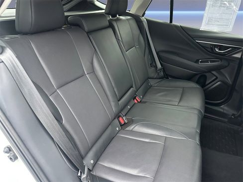 Used 2024 Subaru Outback Limited image 17