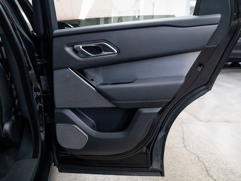 Used 2023 Land Rover Range Rover Velar HST image 21