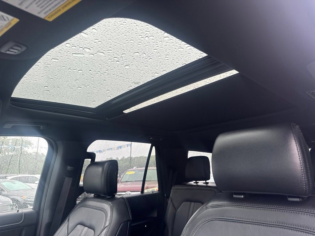 Used 2019 Ford Expedition Limited w/ Equipment Group 302A AWD/4WD image 49