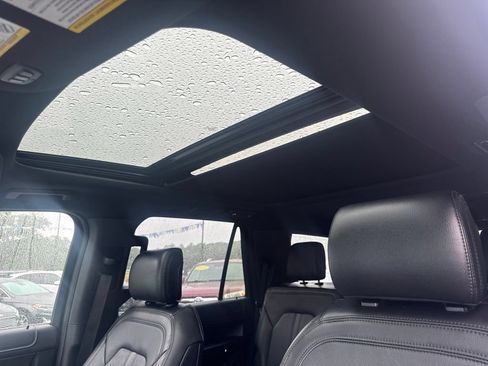 Used 2019 Ford Expedition Limited w/ Equipment Group 302A AWD/4WD image 49