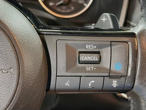 Used 2023 Nissan Rogue SL w/ SL Premium Package AWD/4WD image 16