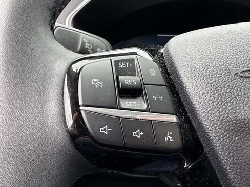 Used 2023 Ford Escape Platinum w/ Premium Technology Package AWD/4WD image 14