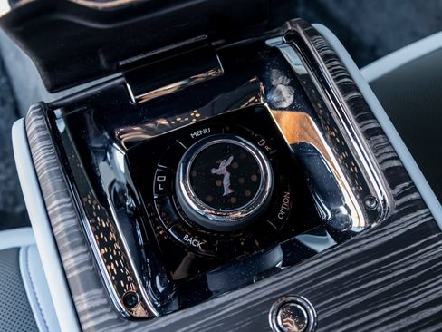 Certified 2026 Rolls-Royce Ghost Extended Wheelbase AWD/4WD image 21