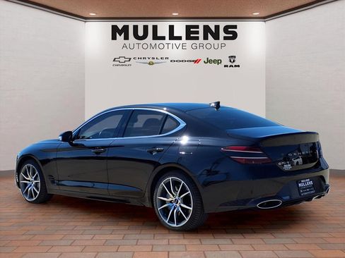 Used 2024 Genesis G70 2.5T image 7
