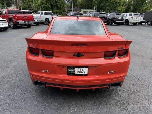 Used 2010 Chevrolet Camaro SS w/ LPO, Ground Effects Package RWD image 10