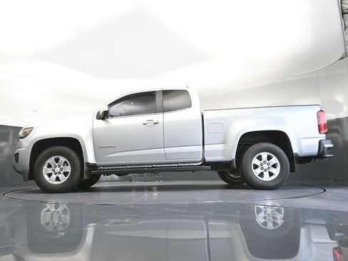 Used 2016 Chevrolet Colorado W/T w/ WT Convenience Package RWD image 36