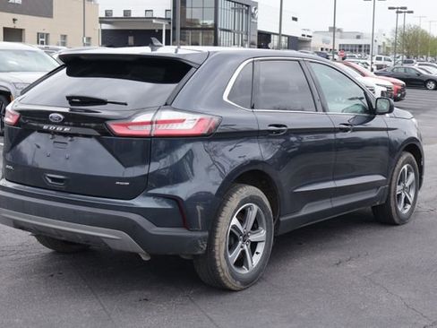 Used 2024 Ford Edge SEL w/ Convenience Package image 6
