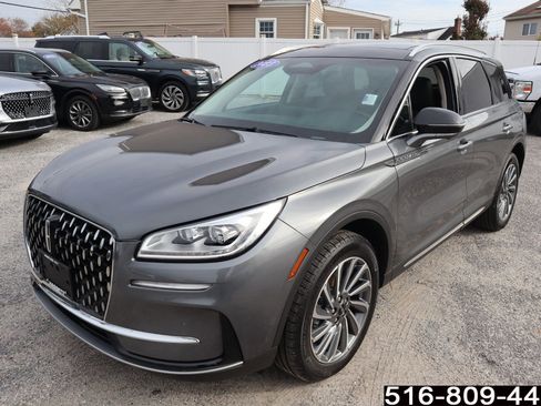 Used 2023 Lincoln Corsair Reserve w/ Equipment Group 201A image 10