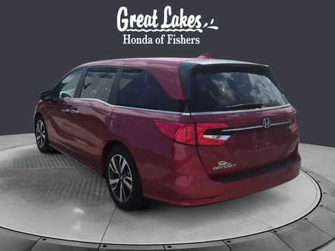 Certified 2024 Honda Odyssey Touring image 3