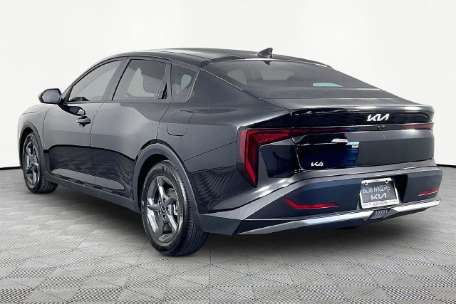 Certified 2026 Kia K4 FWD image 4