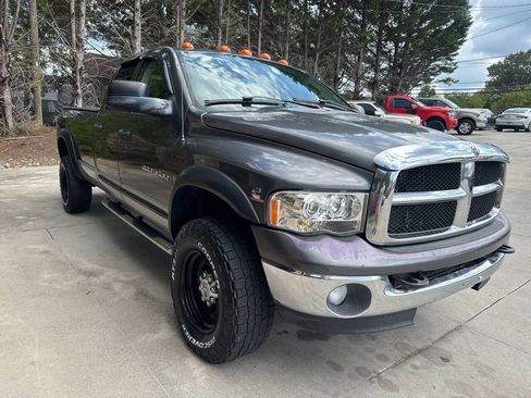 Used 2004 Dodge Ram 3500 Truck SLT w/ Trailer Tow Group AWD/4WD image 8