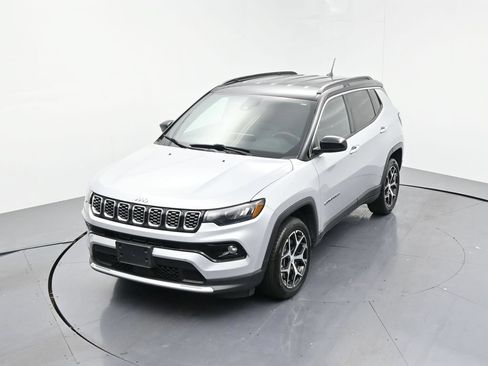 Used 2024 Jeep Compass Limited AWD/4WD image 19