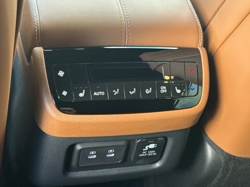 New 2026 INFINITI QX60 Autograph w/ Dark Cargo Package image 13