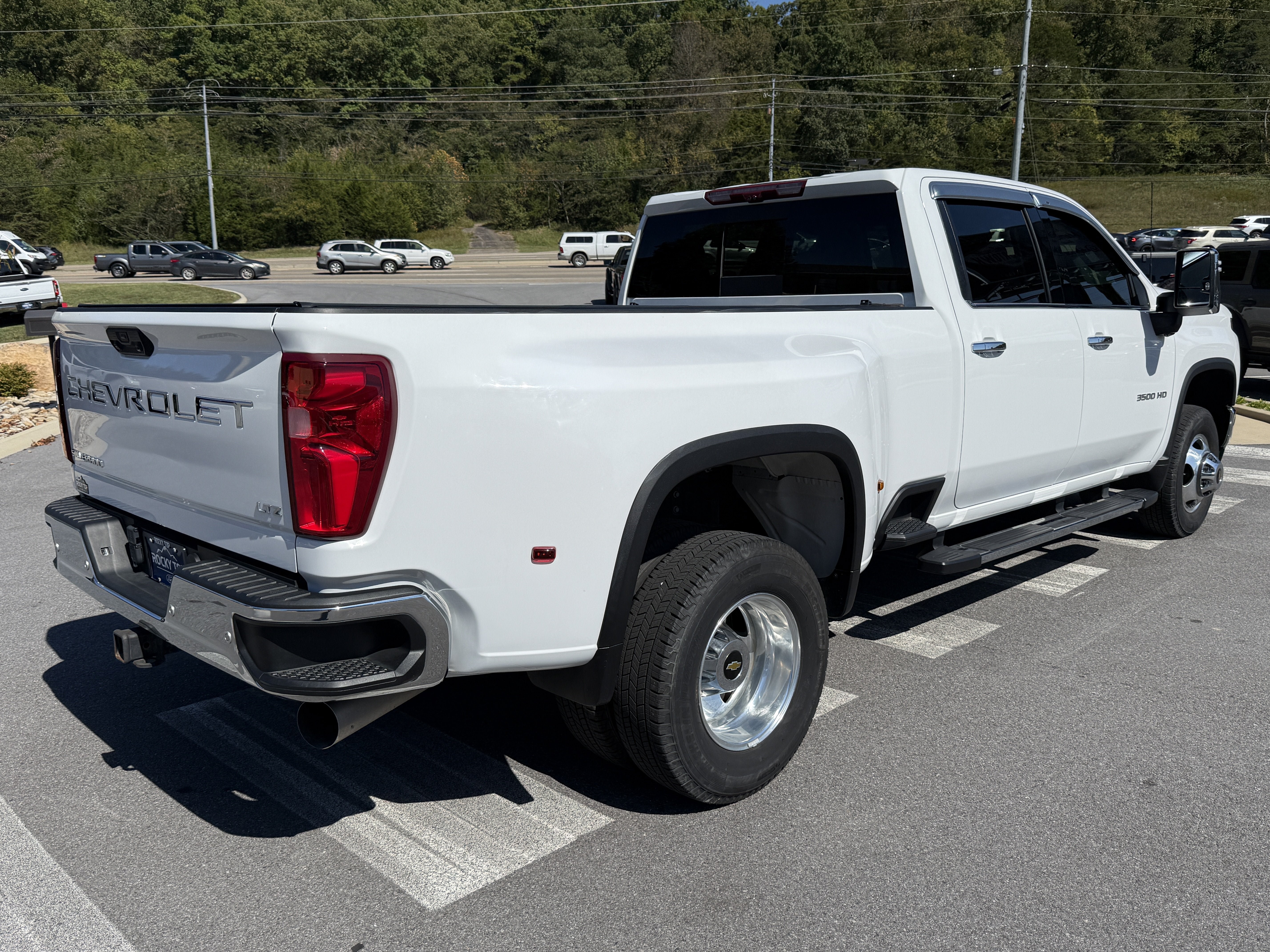 Used 2022 Chevrolet Silverado 3500 LTZ w/ LTZ Convenience Package AWD/4WD image 5