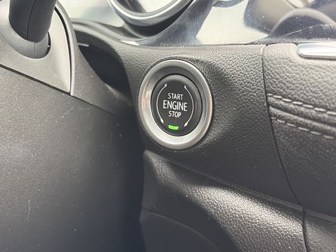 Used 2021 Buick Encore GX Select AWD/4WD image 29