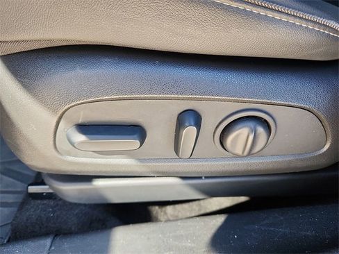 Used 2023 Buick Encore GX Preferred w/ Cold Weather Comfort Package image 12