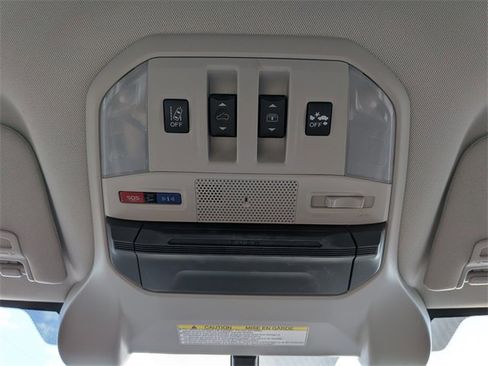 Used 2020 Subaru Ascent Limited w/ Technology Package image 25