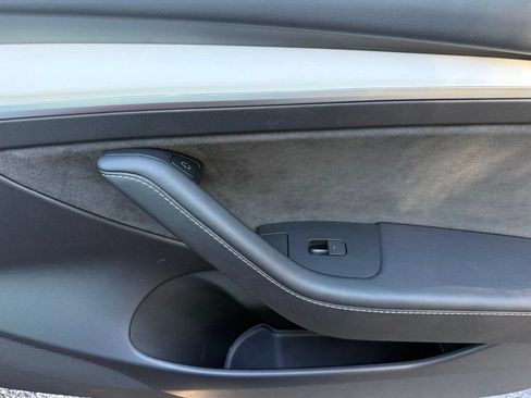 Used 2023 Tesla Model 3 Standard Range RWD image 31