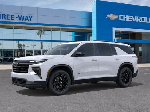 New 2026 Chevrolet Traverse LT FWD image 2
