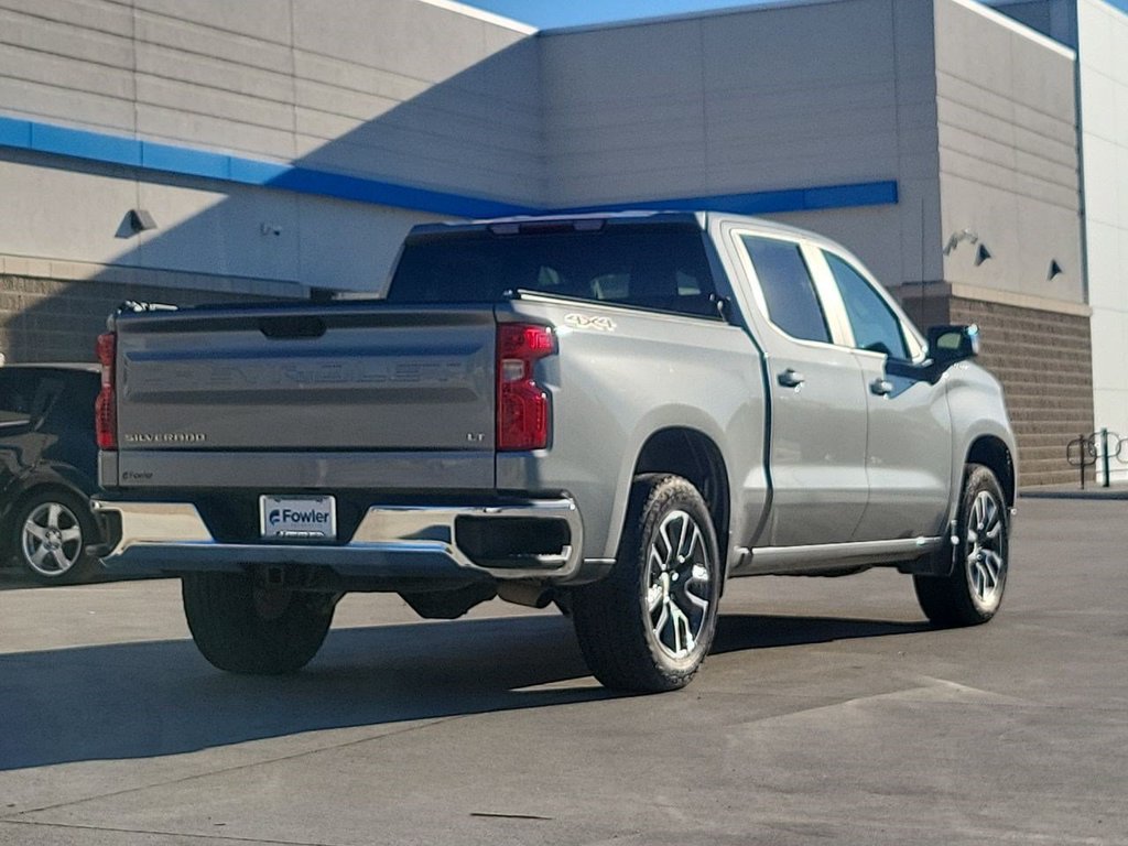 Used 2024 Chevrolet Silverado 1500 LT AWD/4WD image 8