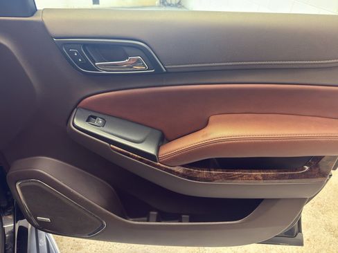 Used 2018 Chevrolet Tahoe Premier image 21