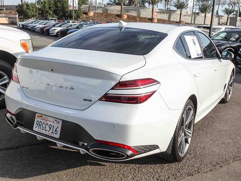 Used 2025 Genesis G70 3.3T Advanced image 9