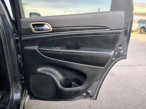 Used 2014 Jeep Grand Cherokee Limited image 21