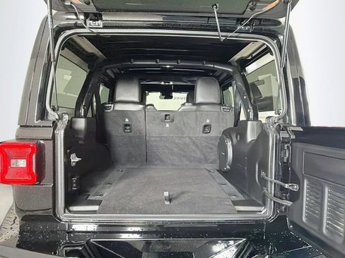 Used 2023 Jeep Wrangler Unlimited Rubicon 392 w/ Trailer Tow Package AWD/4WD image 32