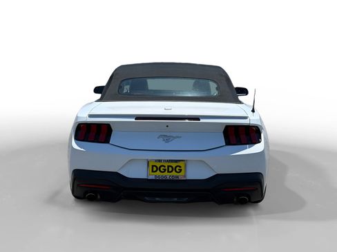 Used 2024 Ford Mustang Premium RWD image 4