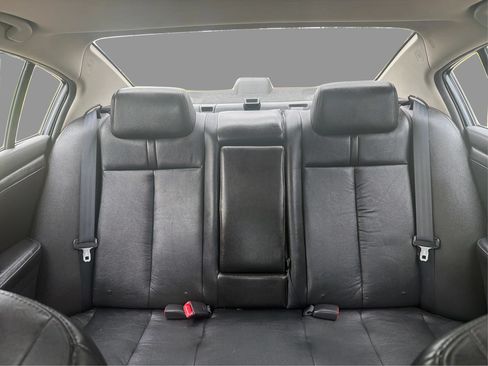 Used 2010 Nissan Altima 2.5 SL w/ SL Pkg FWD image 17