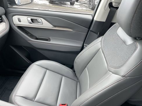 New 2026 Ford Explorer Active w/ Active Comfort Package image 23