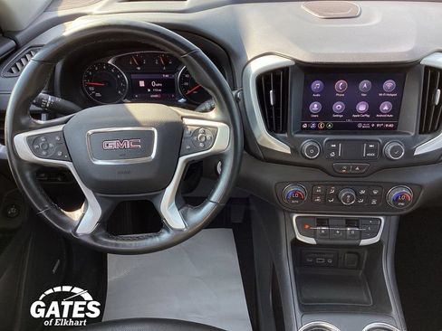 Used 2023 GMC Terrain SLT w/ Infotainment Package II AWD/4WD image 18