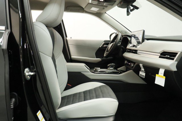 New 2026 Mitsubishi Outlander SE FWD image 17