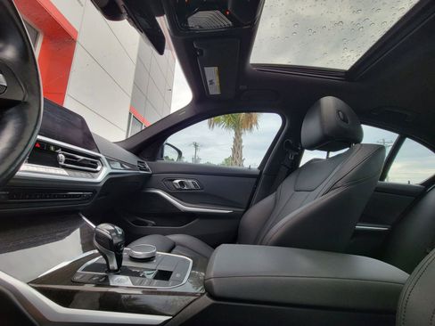 Used 2019 BMW 330i Sedan RWD image 15
