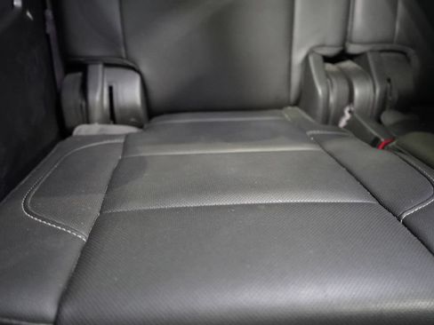Used 2016 Chevrolet Suburban LTZ AWD/4WD image 30