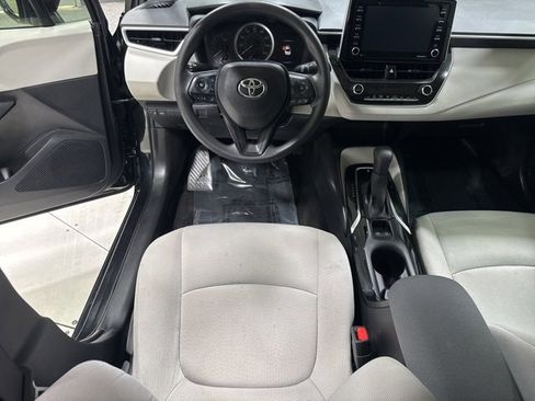 Used 2021 Toyota Corolla LE w/ LE Premium Package image 17