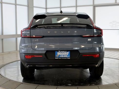 Used 2023 Volvo C40 P8 Recharge Plus image 7