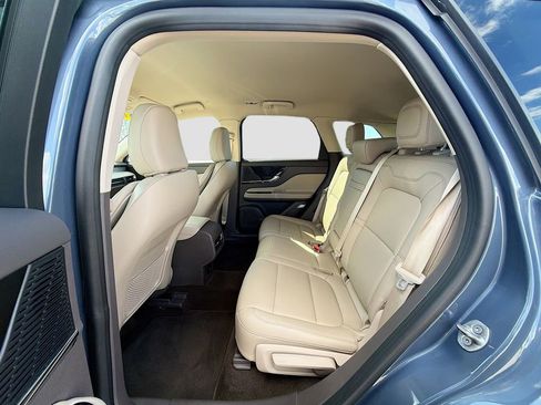 Used 2022 Lincoln Corsair Standard image 21