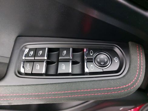 Used 2024 Porsche Macan GTS image 29