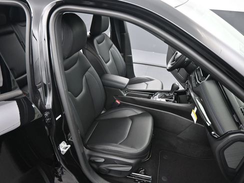 New 2026 Jeep Compass Limited image 19